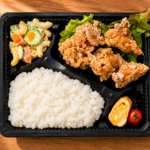 そらぽぽ特製からあげ弁当です