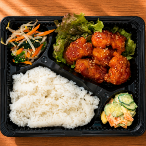 ヤンニョムチキン弁当です