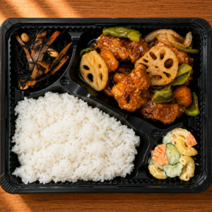 鶏と野菜の黒酢あん弁当