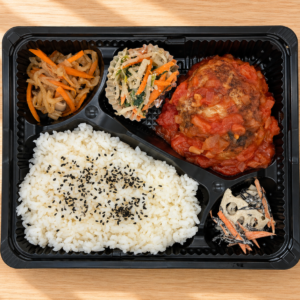 ハンバーグ弁当(ガーリックトマトソース)